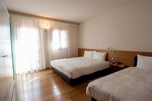 Elliot Osteria E Dormire In Collina Hotel 3*
